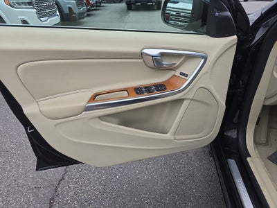 2016 Volvo S60 Inscription T5 Drive-E Platinum