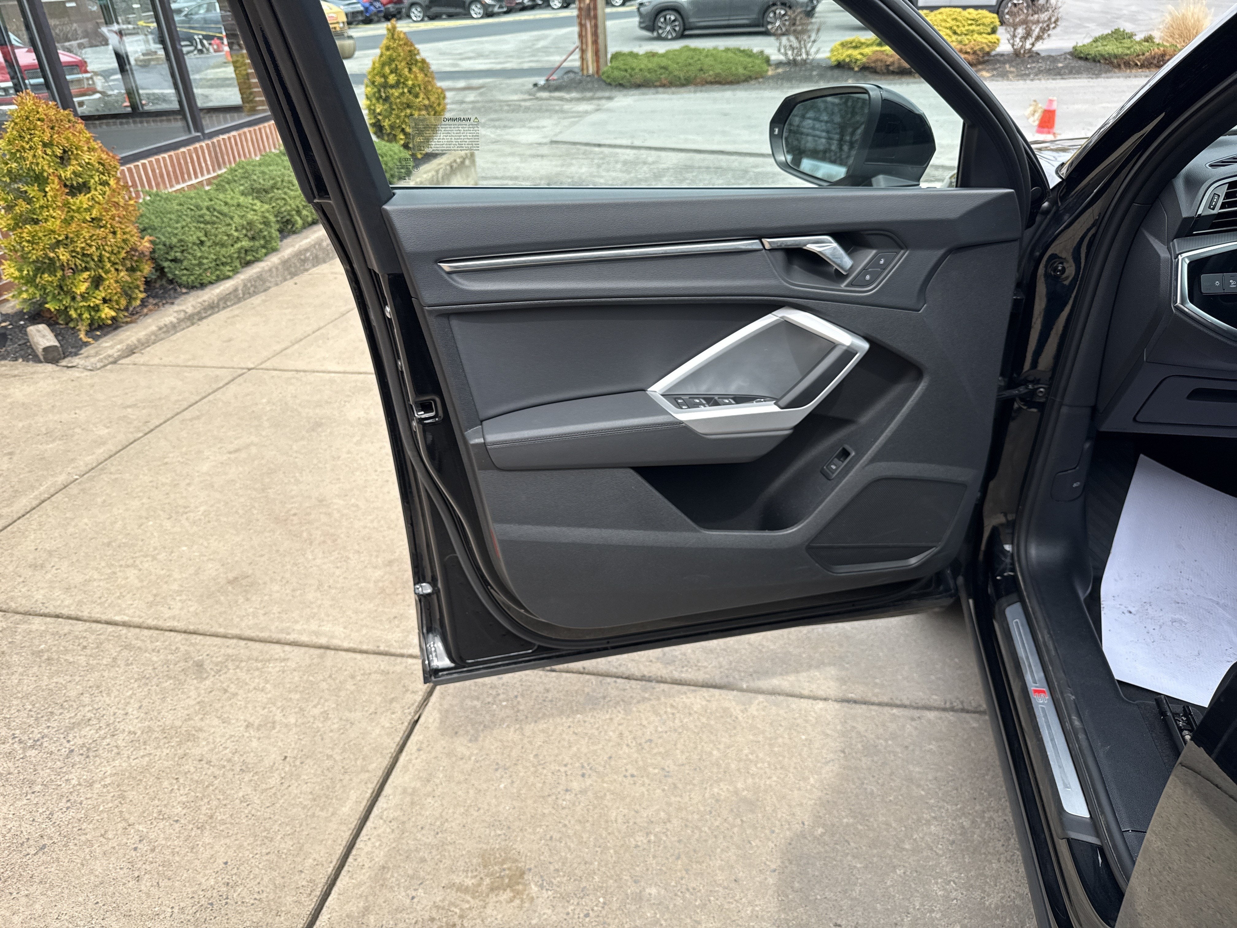 2025 Audi Q3 S line Premium