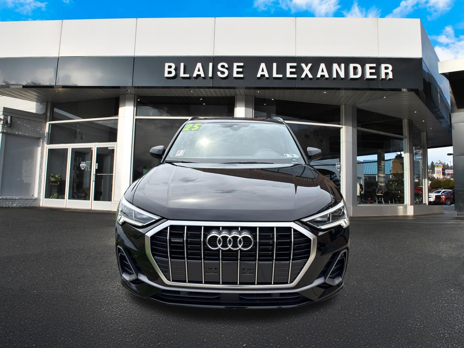 2025 Audi Q3 S line Premium