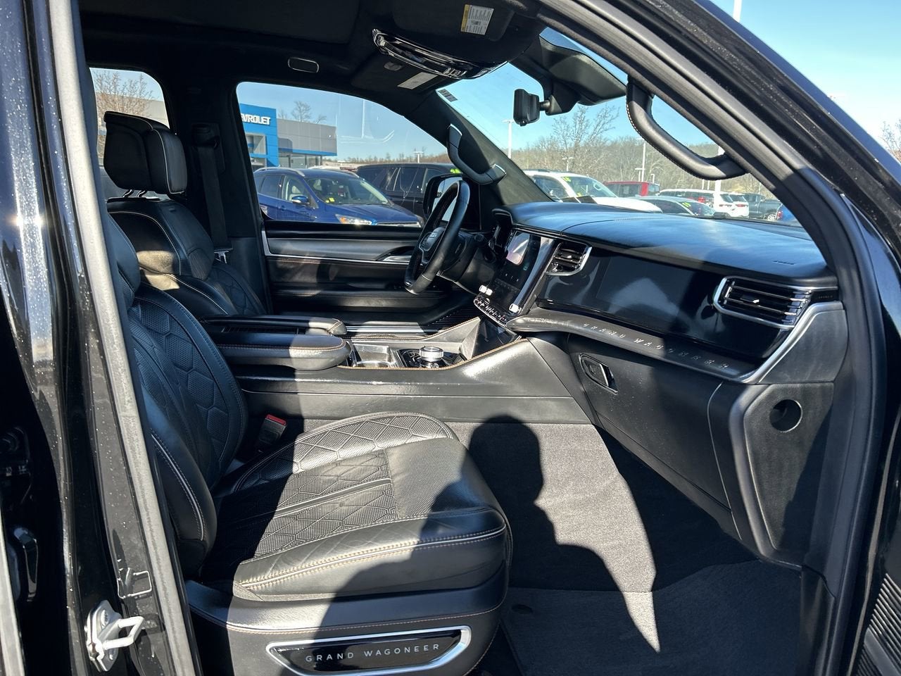 2023 Jeep Grand Wagoneer L Series III Obsidian