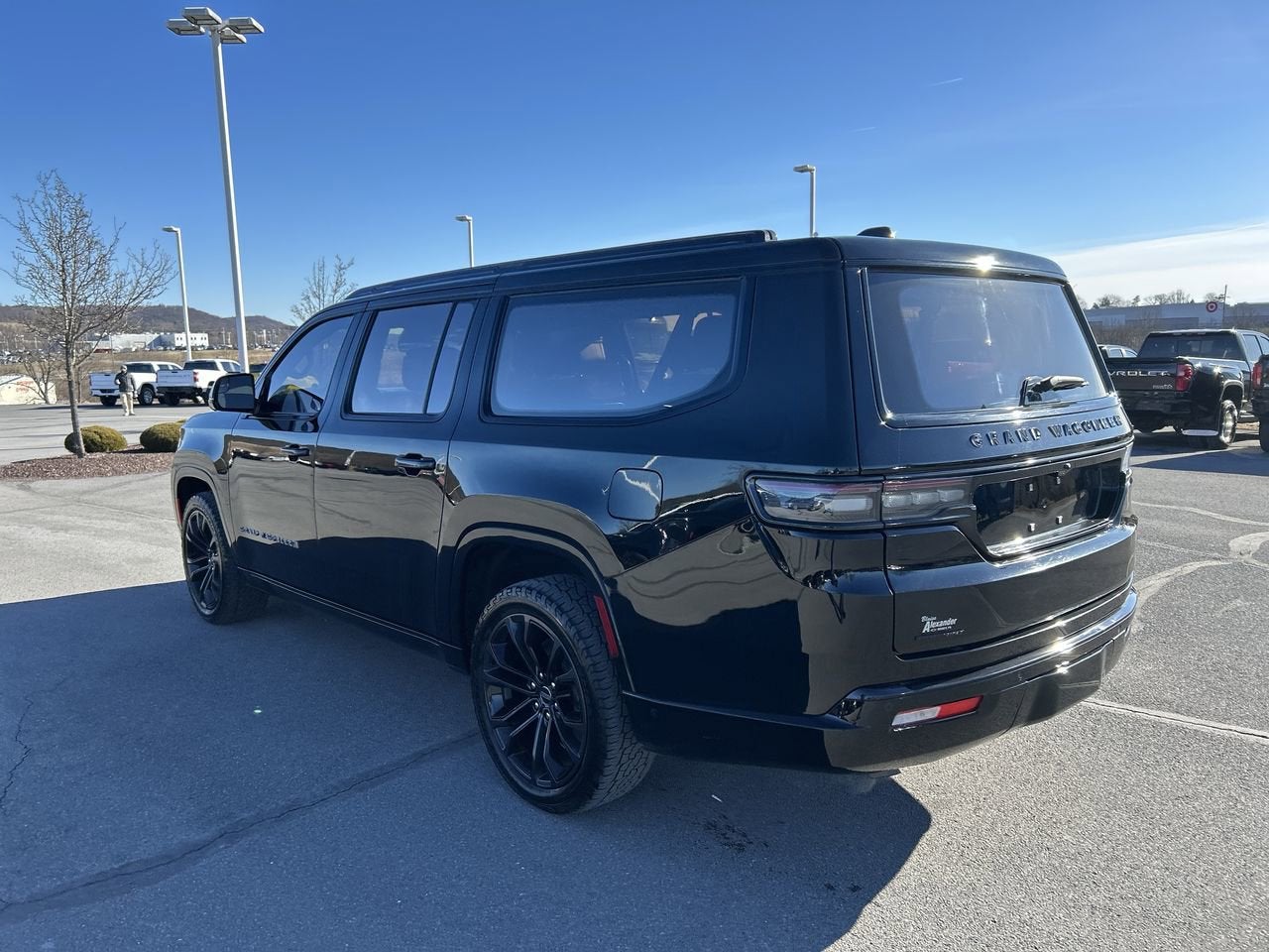 2023 Jeep Grand Wagoneer L Series III Obsidian