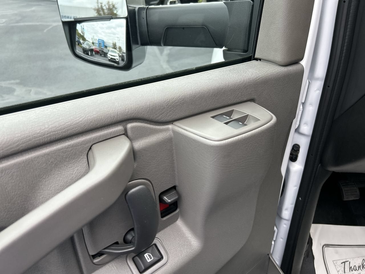 2026 Chevrolet Express Cutaway 3500 1WT