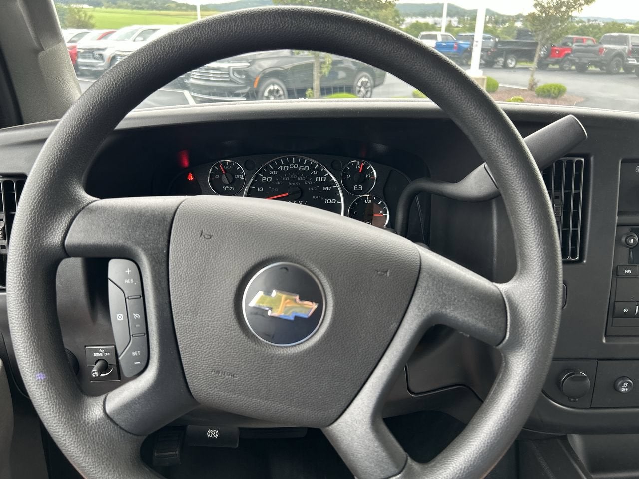 2026 Chevrolet Express Cutaway 3500 1WT