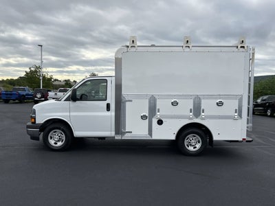 2026 Chevrolet Express Cutaway 3500 1WT