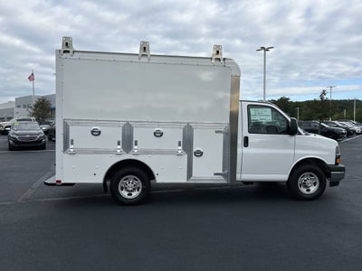 2026 Chevrolet Express Cutaway 3500 1WT