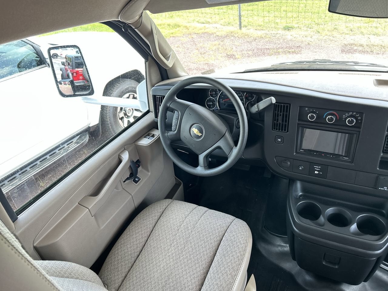 2023 Chevrolet Express Cutaway 3500 1WT