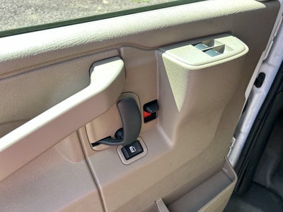 2023 Chevrolet Express Cutaway 3500 1WT