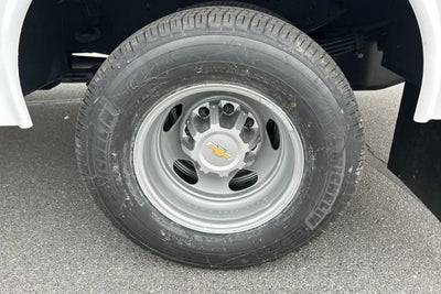 2025 Chevrolet Silverado 3500 HD Chassis Cab Work Truck