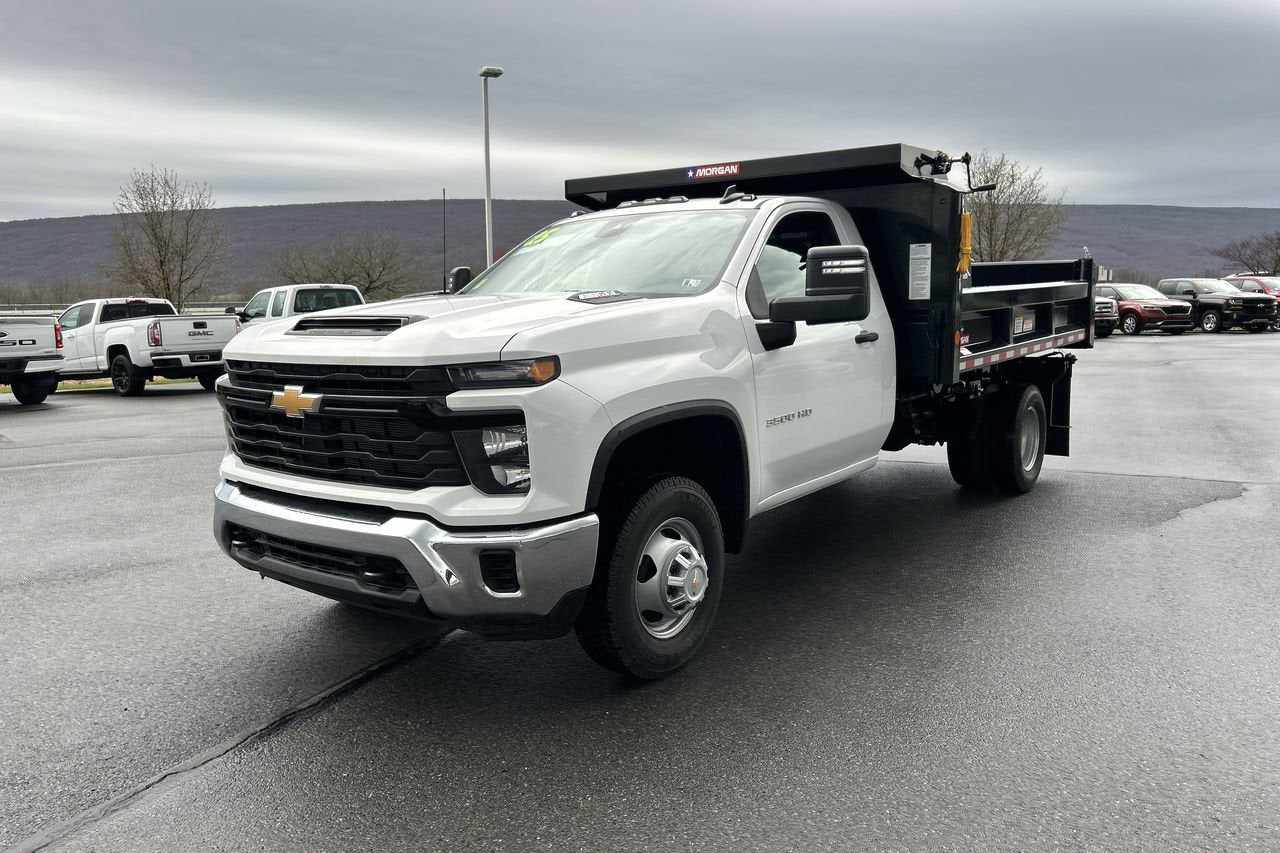 2025 Chevrolet Silverado 3500 HD Chassis Cab Work Truck