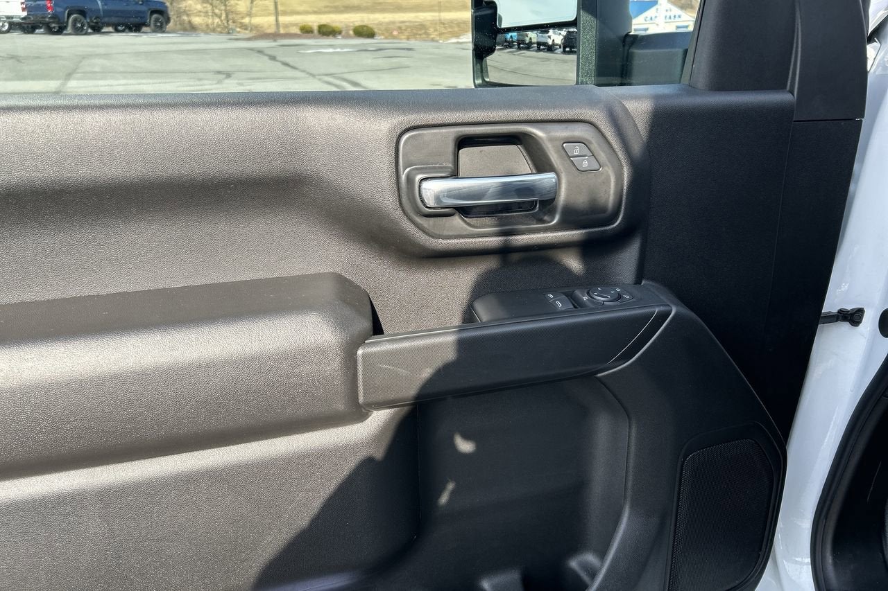 2025 Chevrolet Silverado 3500 HD Chassis Cab Work Truck