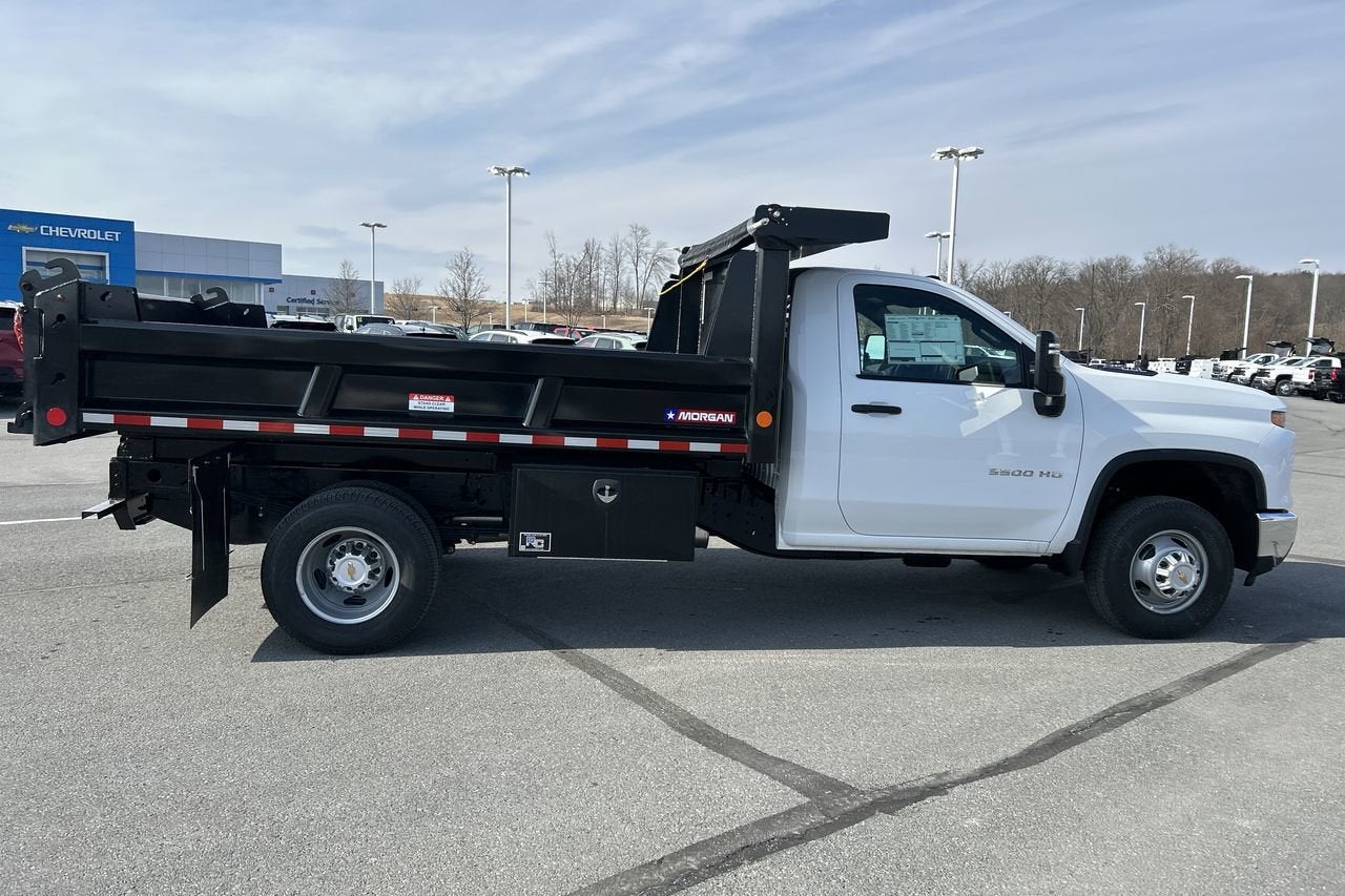 2025 Chevrolet Silverado 3500 HD Chassis Cab Work Truck