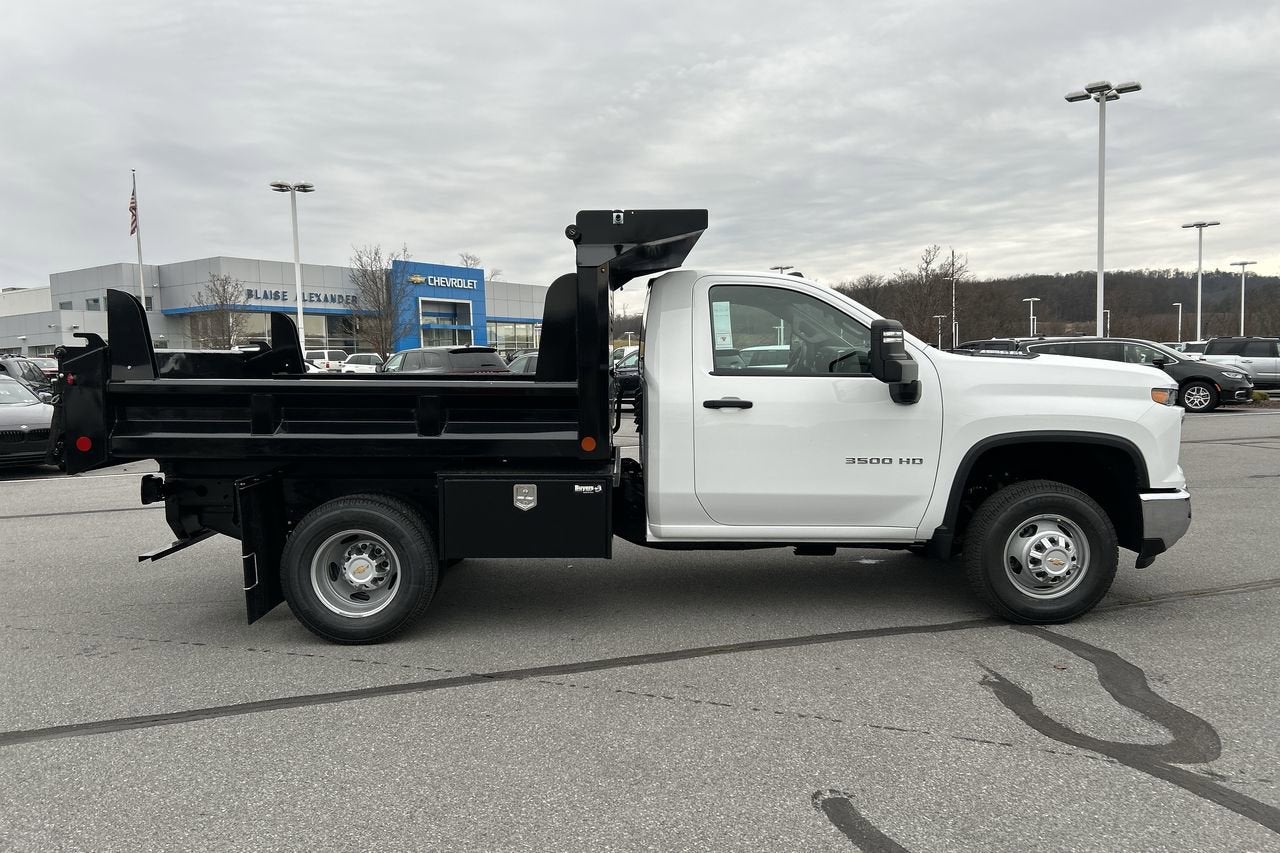 2025 Chevrolet Silverado 3500 HD Chassis Cab Work Truck