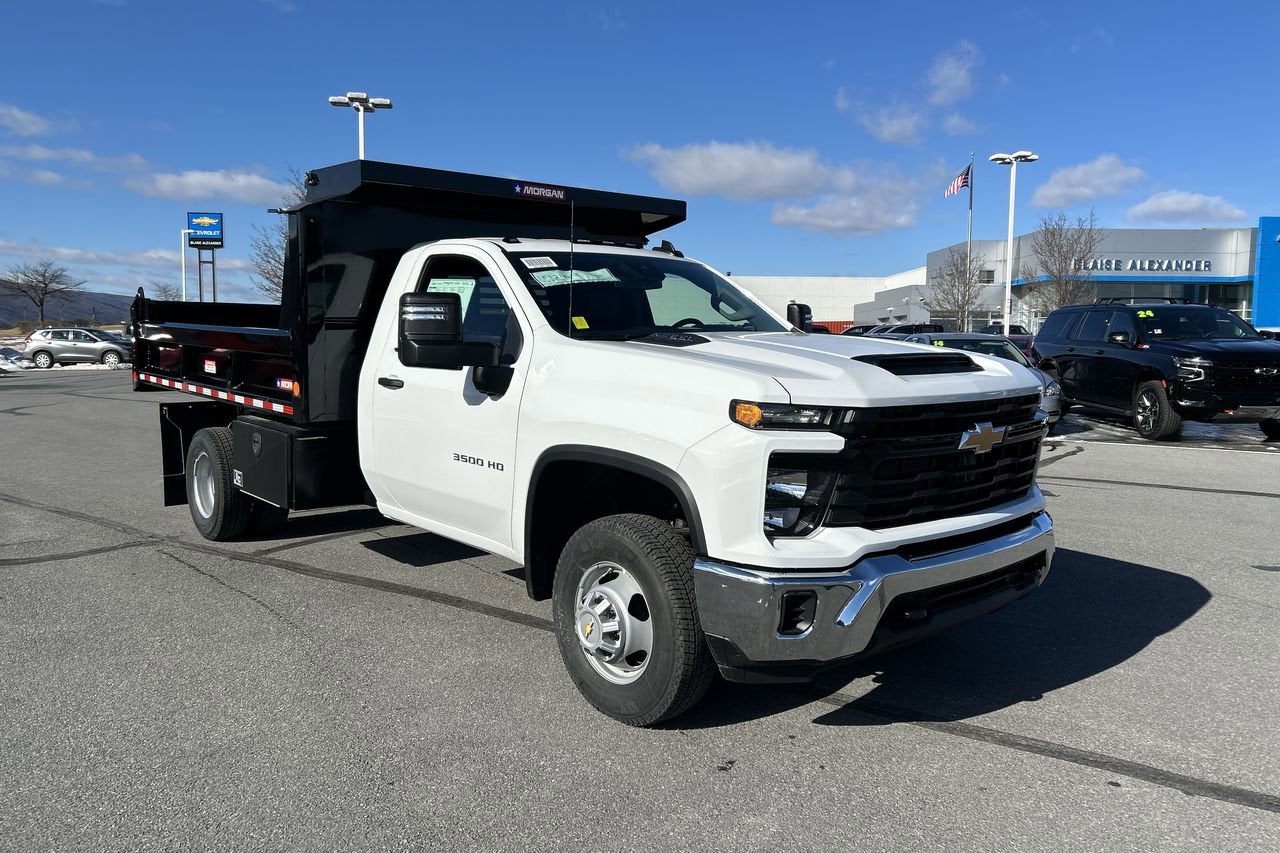 2025 Chevrolet Silverado 3500 HD Chassis Cab Work Truck