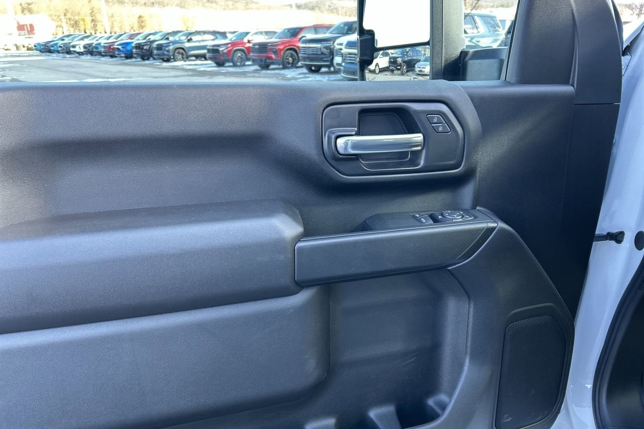 2025 Chevrolet Silverado 3500 HD Chassis Cab Work Truck