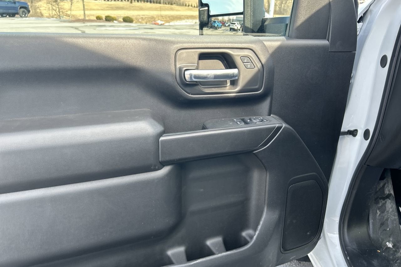 2025 Chevrolet Silverado 3500 HD Chassis Cab Work Truck