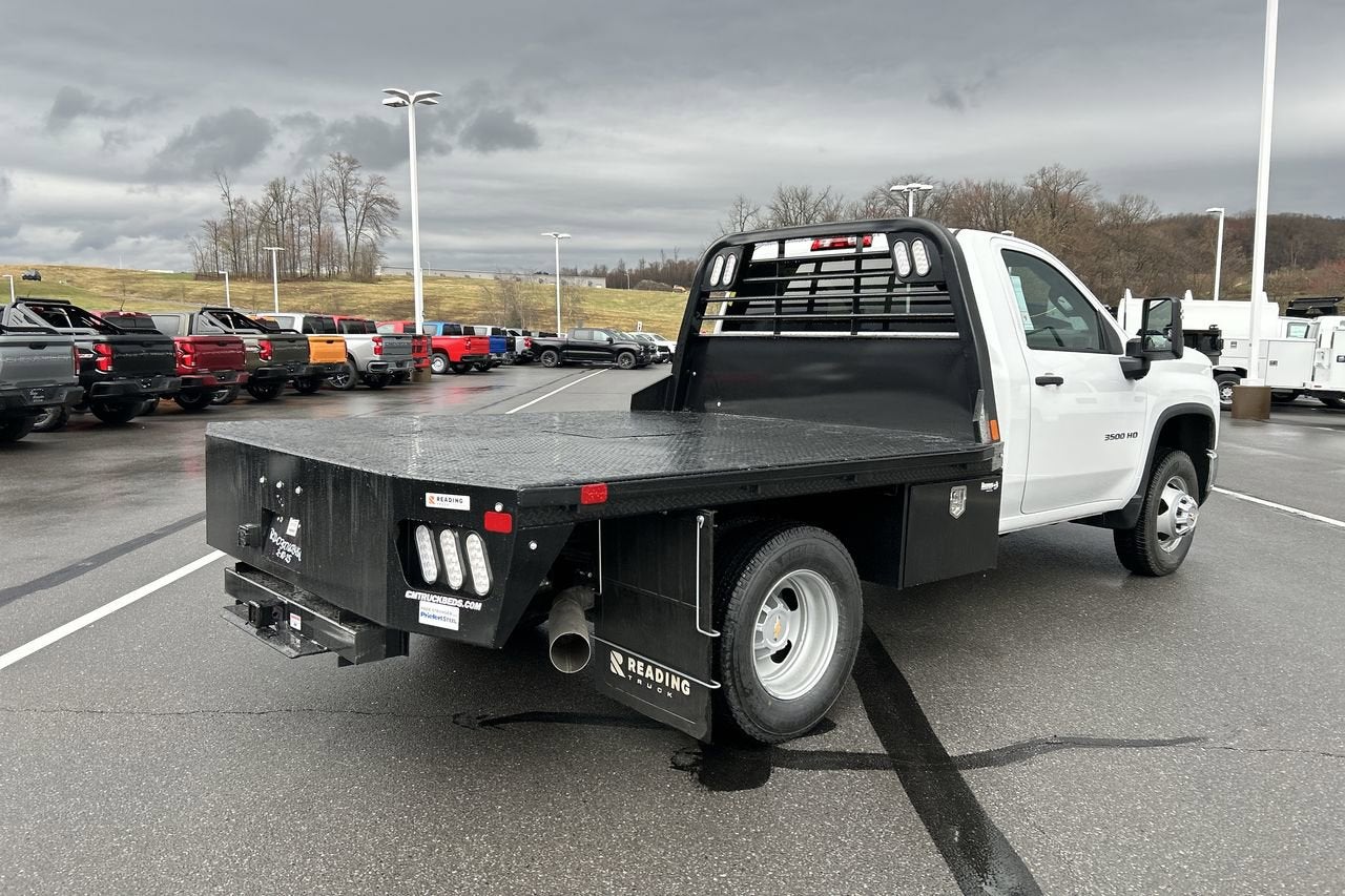 2025 Chevrolet Silverado 3500 HD Chassis Cab Work Truck