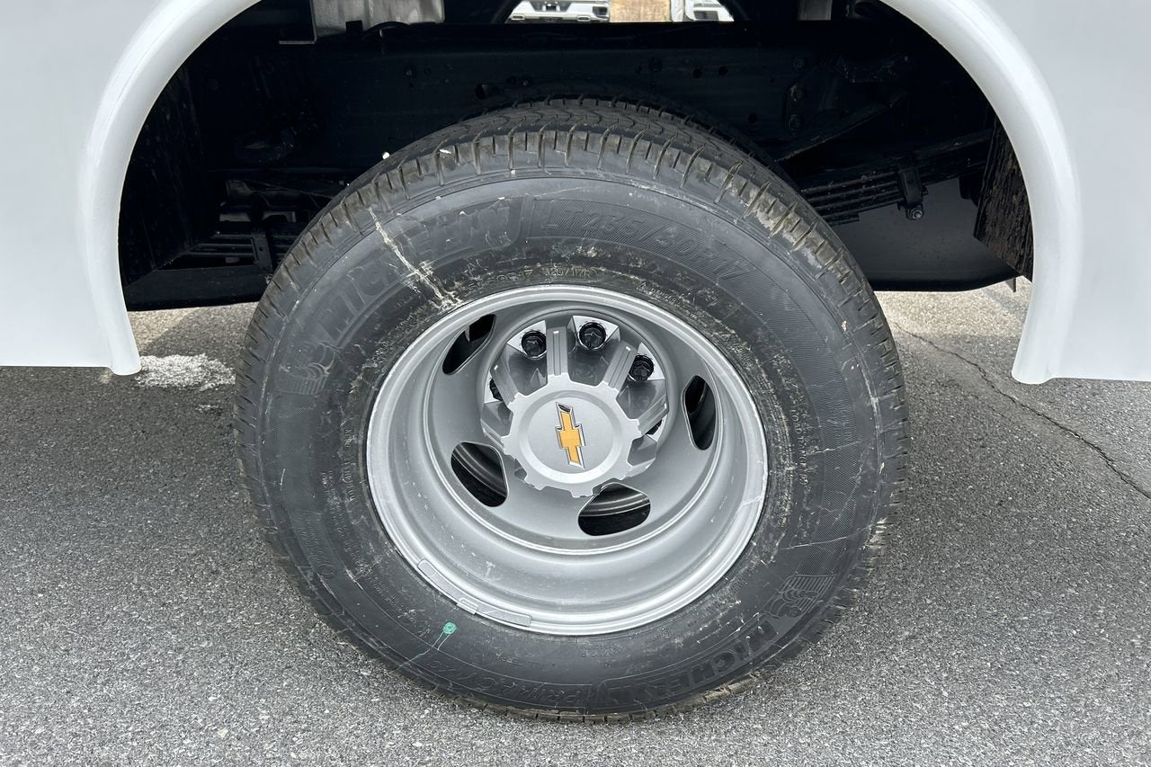 2025 Chevrolet Silverado 3500 HD Chassis Cab Work Truck