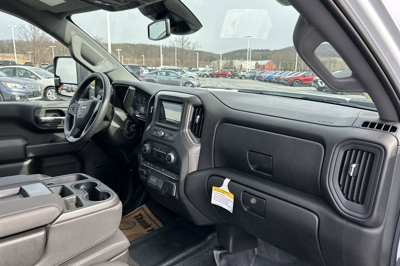 2025 Chevrolet Silverado 3500 HD Chassis Cab Work Truck