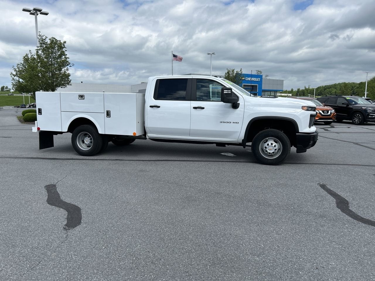 2025 Chevrolet Silverado 3500 HD Chassis Cab Work Truck