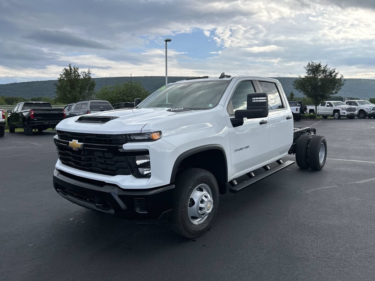 2026 Chevrolet Silverado 3500 HD Chassis Cab Work Truck