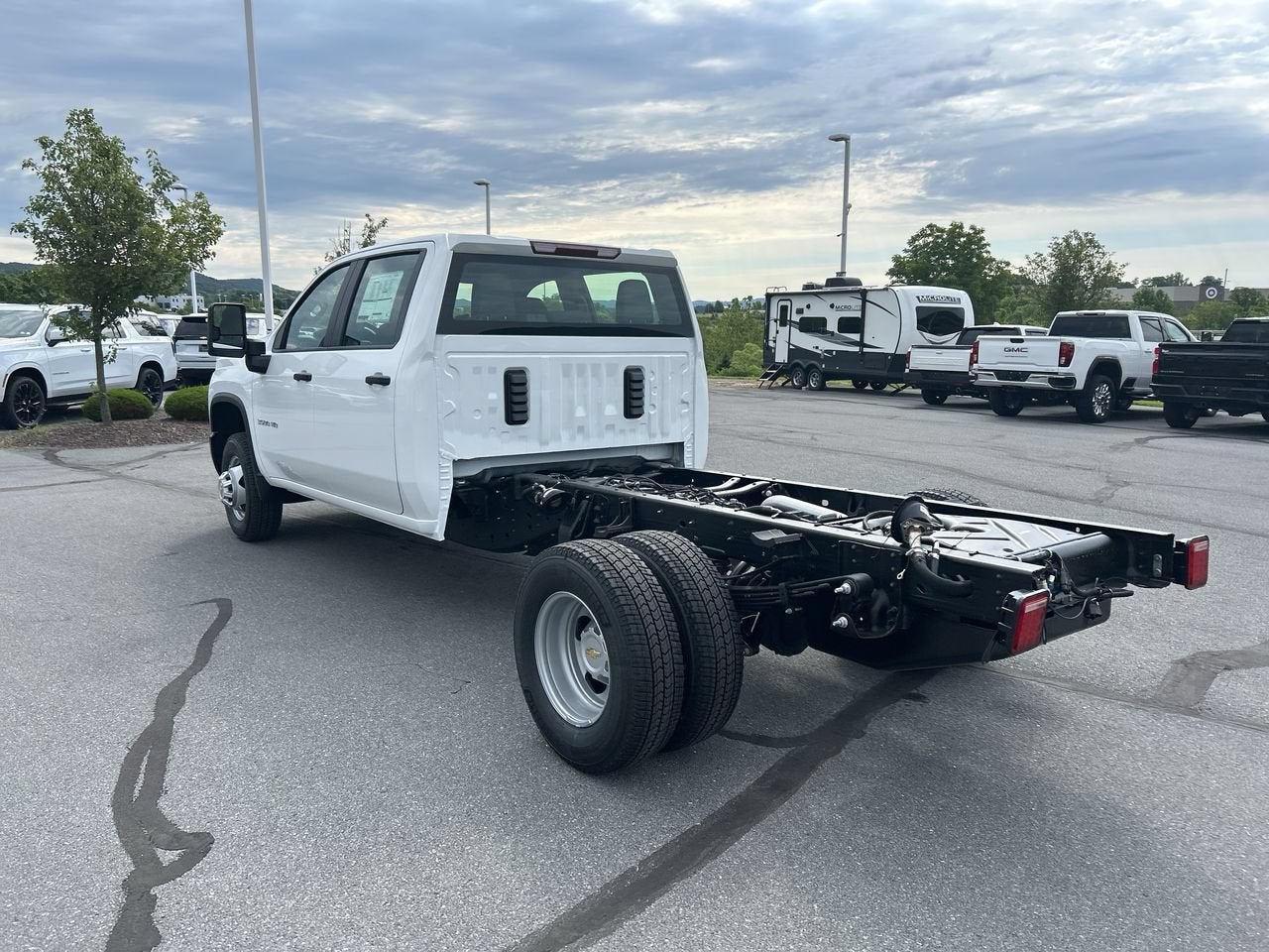 2026 Chevrolet Silverado 3500 HD Chassis Cab Work Truck