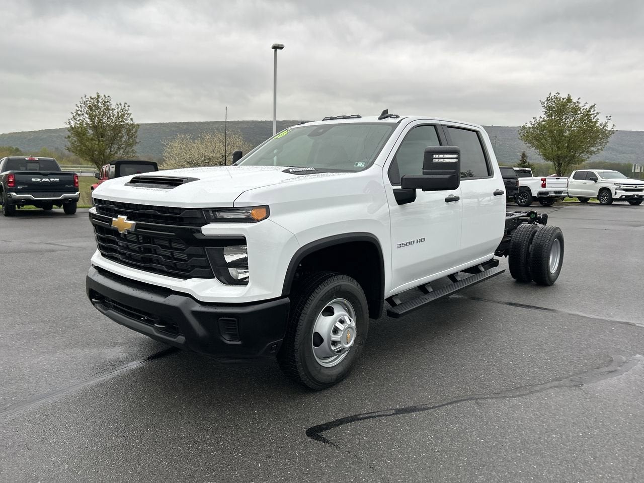 2026 Chevrolet Silverado 3500 HD Chassis Cab Work Truck