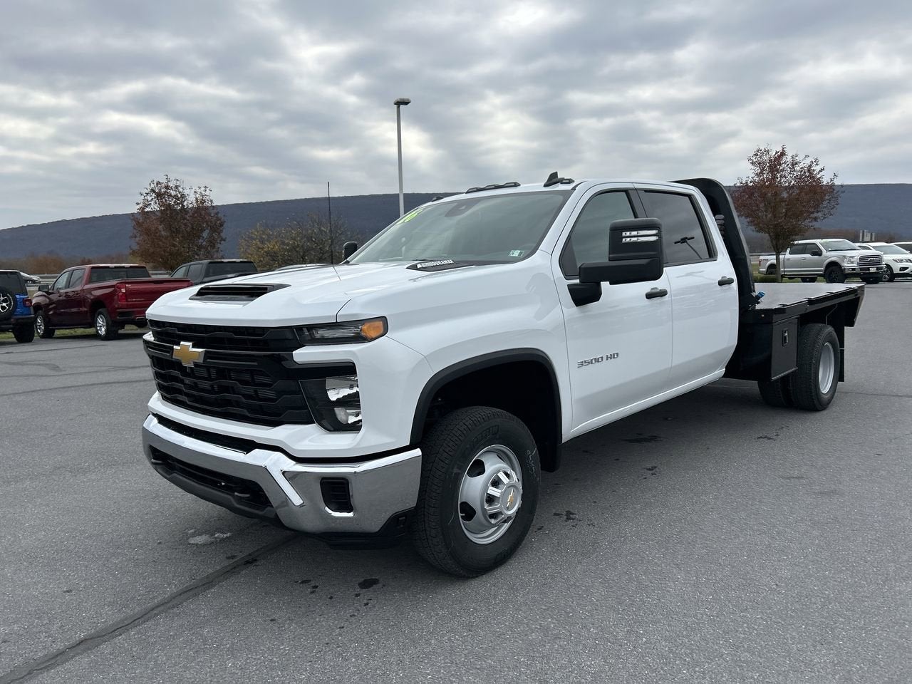 2026 Chevrolet Silverado 3500 HD Chassis Cab Work Truck