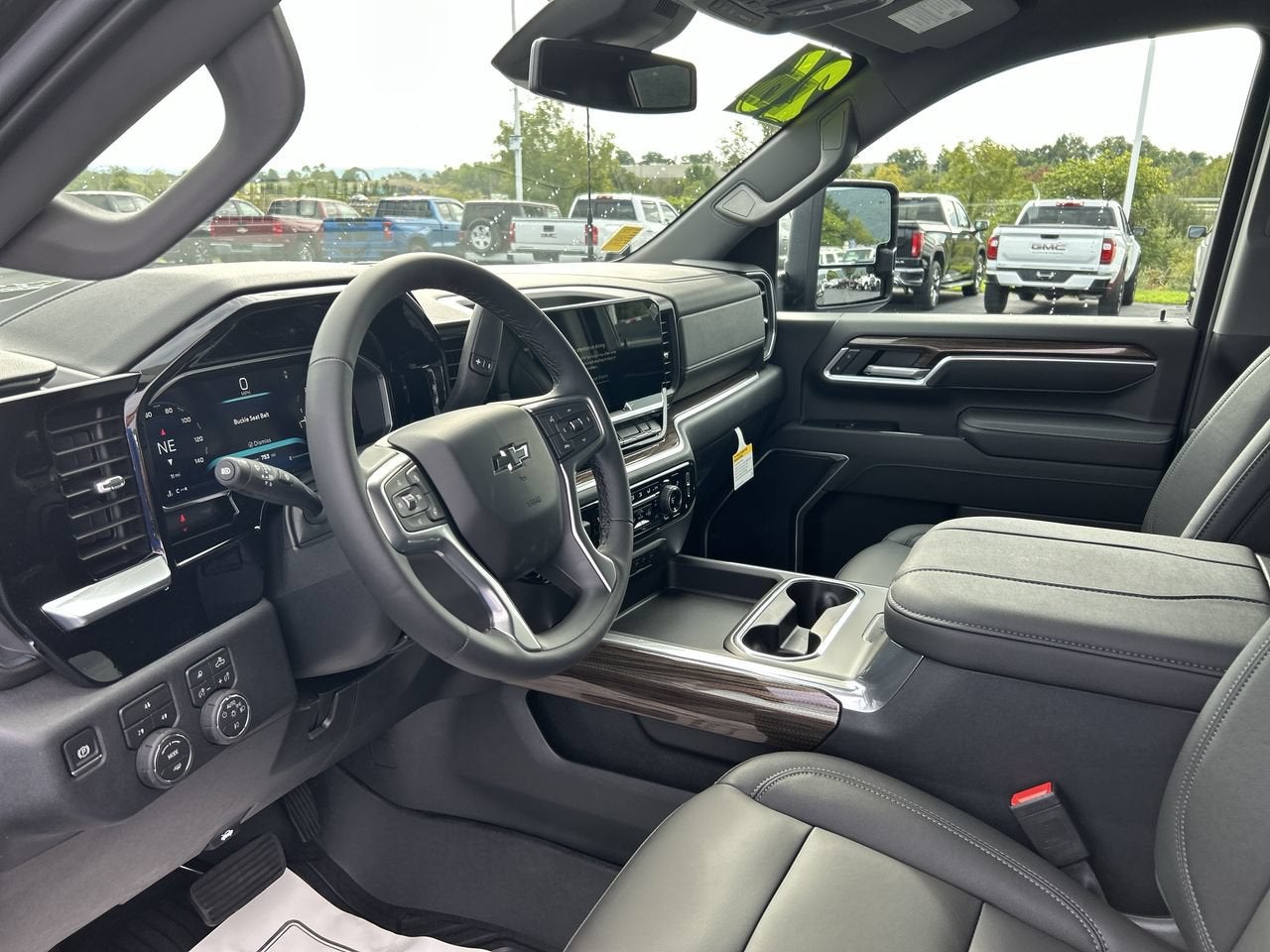 2026 Chevrolet Silverado 3500 HD LT - Photo 25