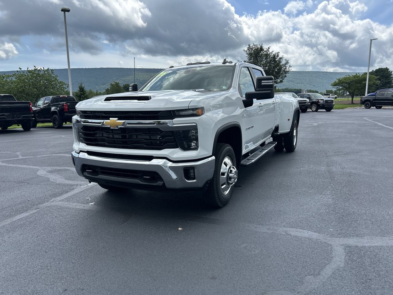 2026 Chevrolet Silverado 3500 HD LT DRW