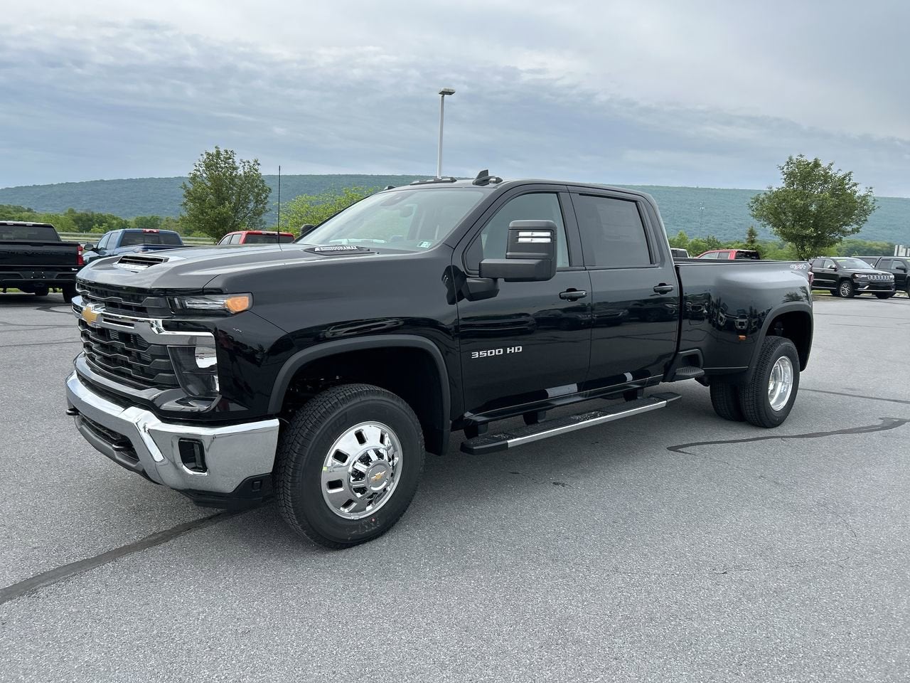 2026 Chevrolet Silverado 3500 HD LT DRW