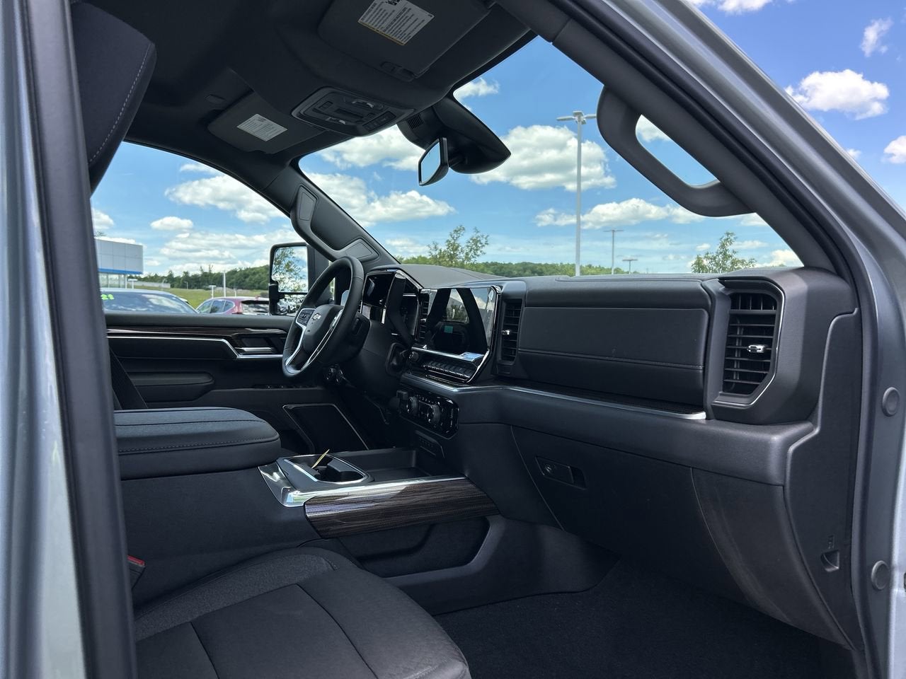 2026 Chevrolet Silverado 3500 HD LT - Photo 20