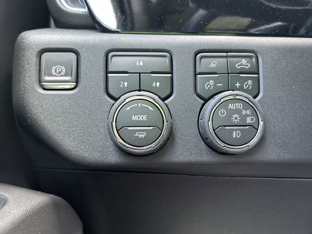 2026 Chevrolet Silverado 3500 HD LT - Photo 38