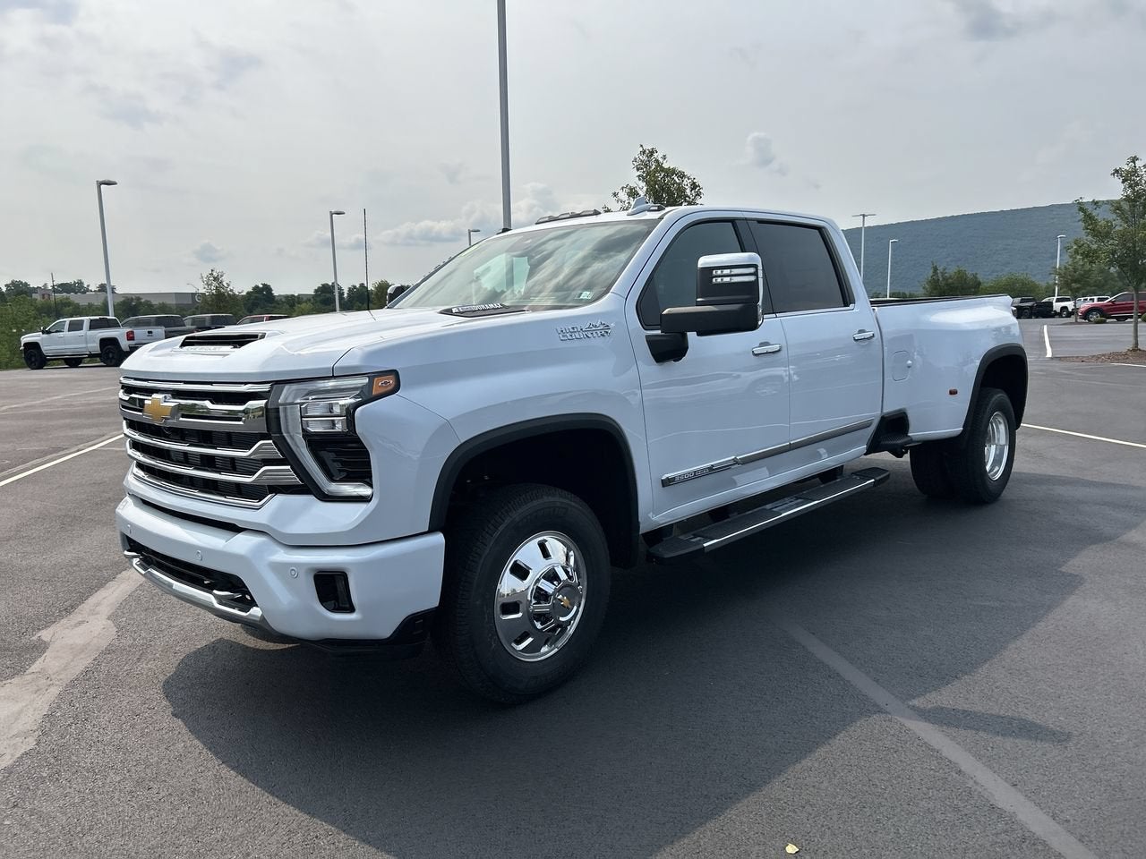 2026 Chevrolet Silverado 3500 HD High Country DRW