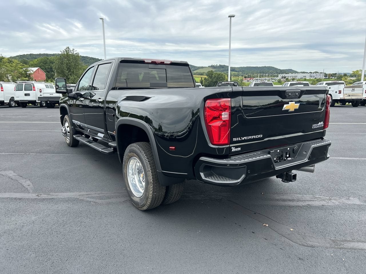 2026 Chevrolet Silverado 3500 HD High Country DRW