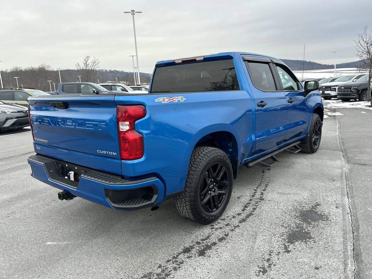 2023 Chevrolet Silverado 1500 Custom