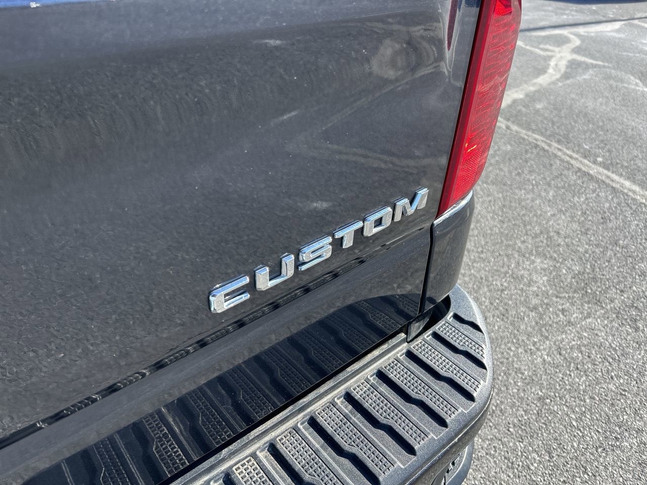 2023 Chevrolet Silverado 1500 Custom