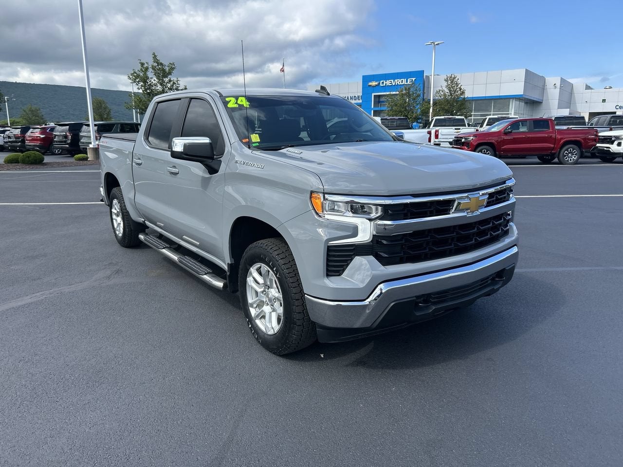 2024 Chevrolet Silverado 1500 LT (2FL)