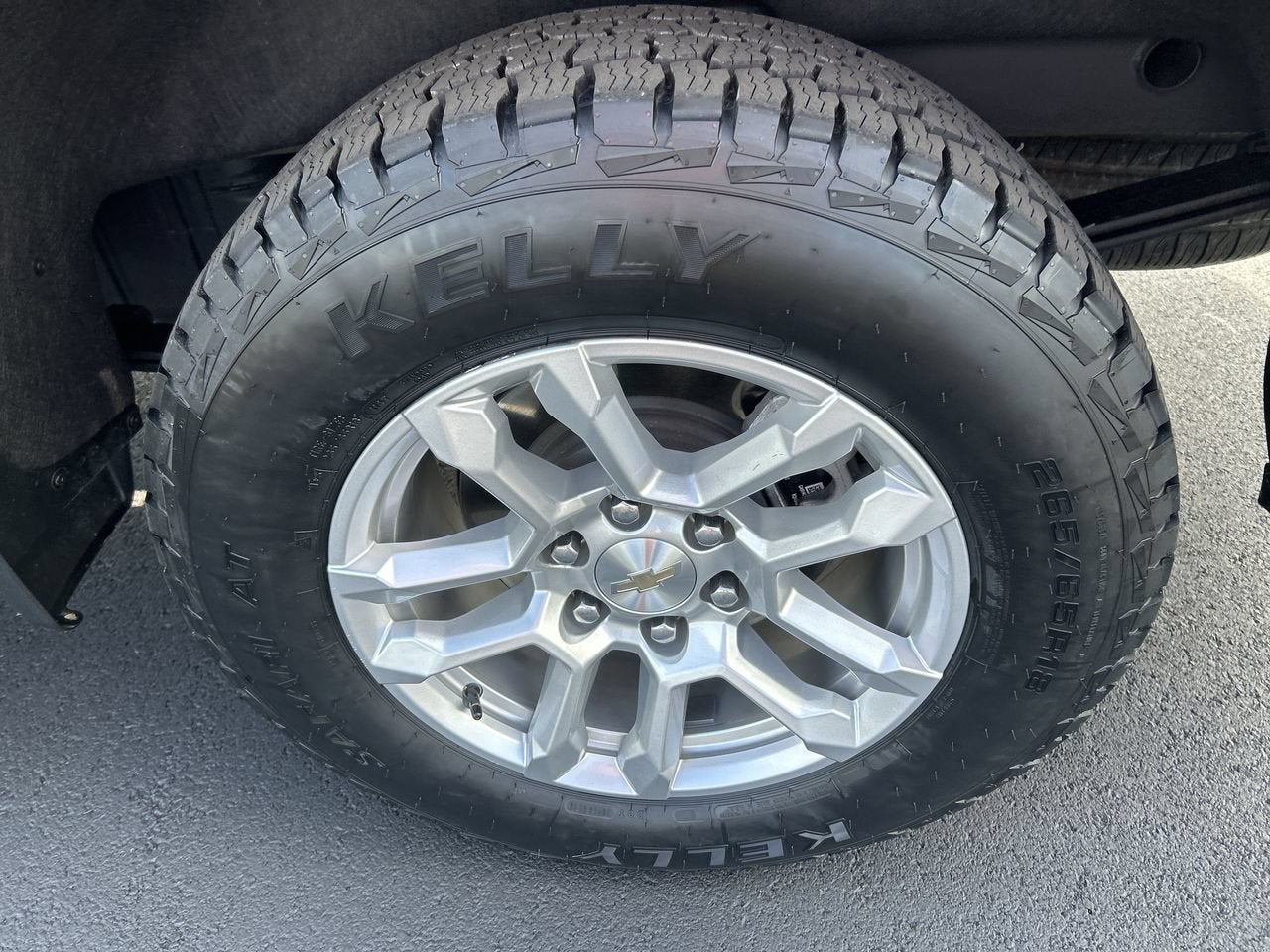 2024 Chevrolet Silverado 1500 LT (2FL)