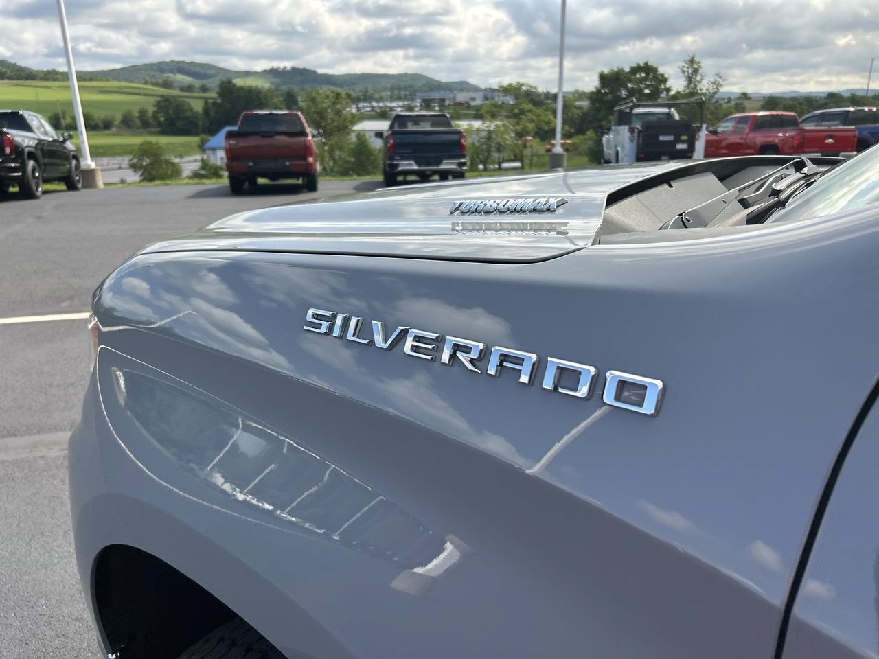 2024 Chevrolet Silverado 1500 LT (2FL)