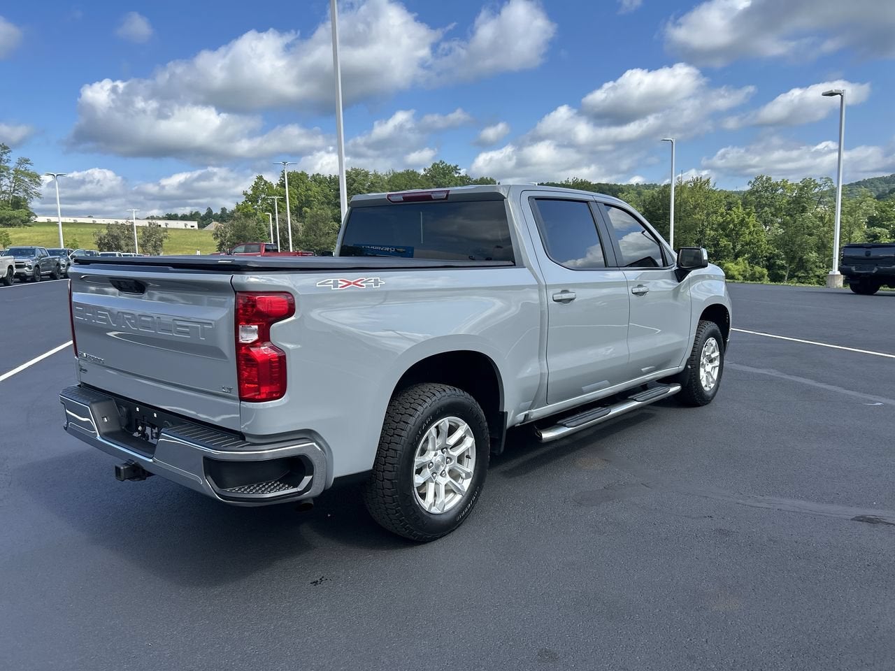 2024 Chevrolet Silverado 1500 LT (2FL)