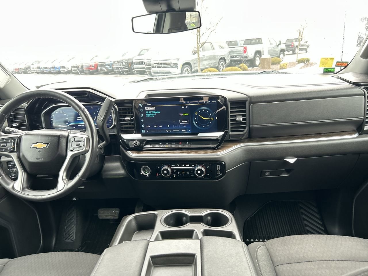 2022 Chevrolet Silverado 1500 LT (2FL)