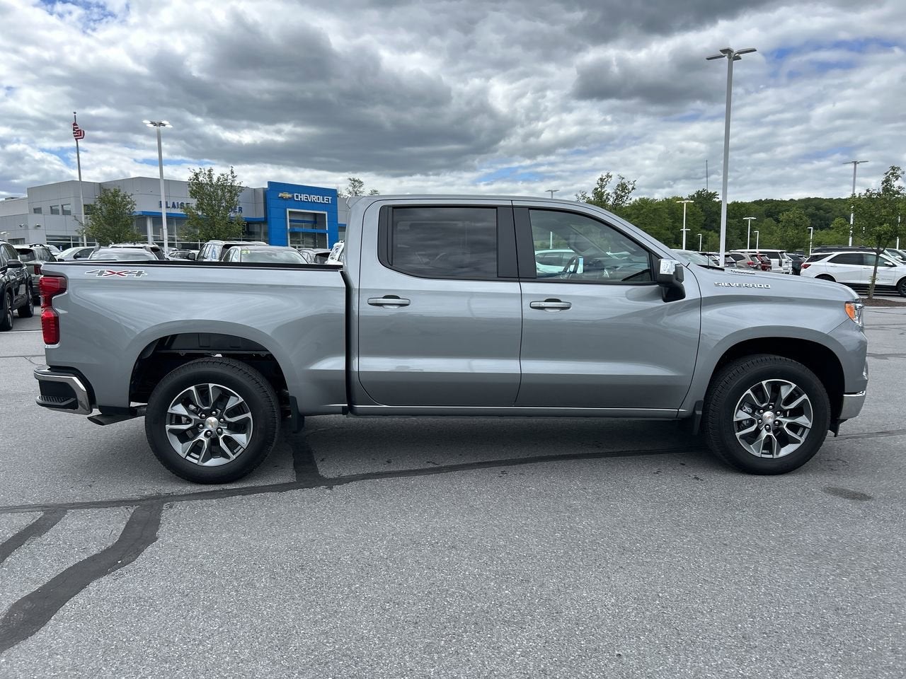 2026 Chevrolet Silverado 1500 LT (2FL)