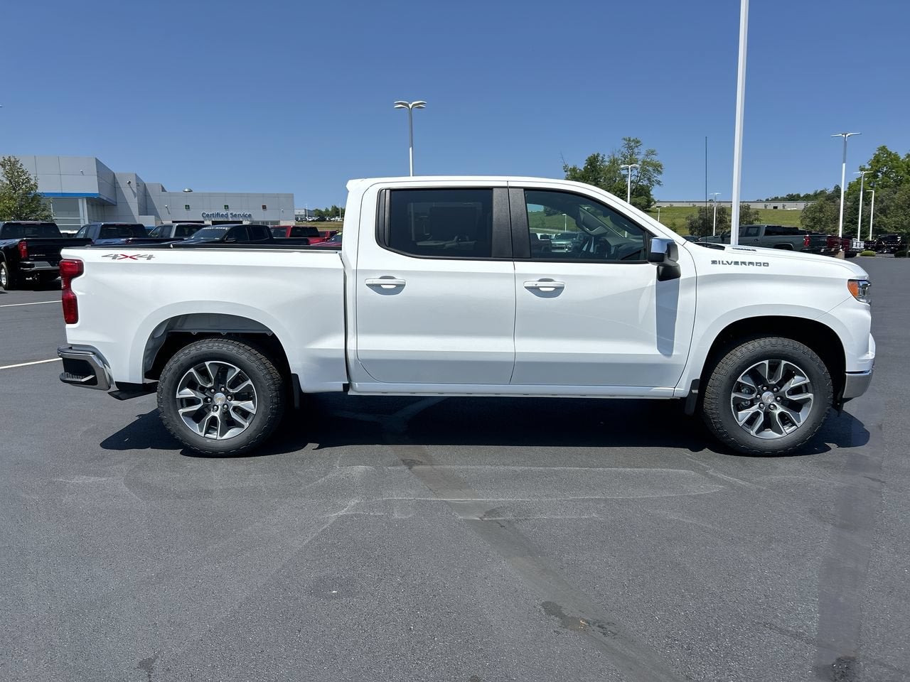 2026 Chevrolet Silverado 1500 LT (2FL)