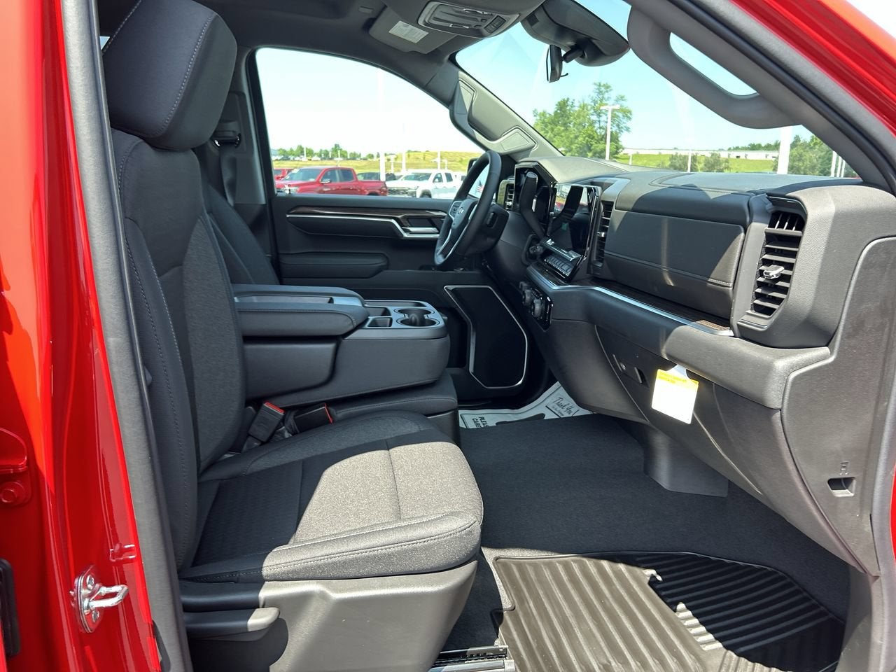2026 Chevrolet Silverado 1500 LT - Photo 15