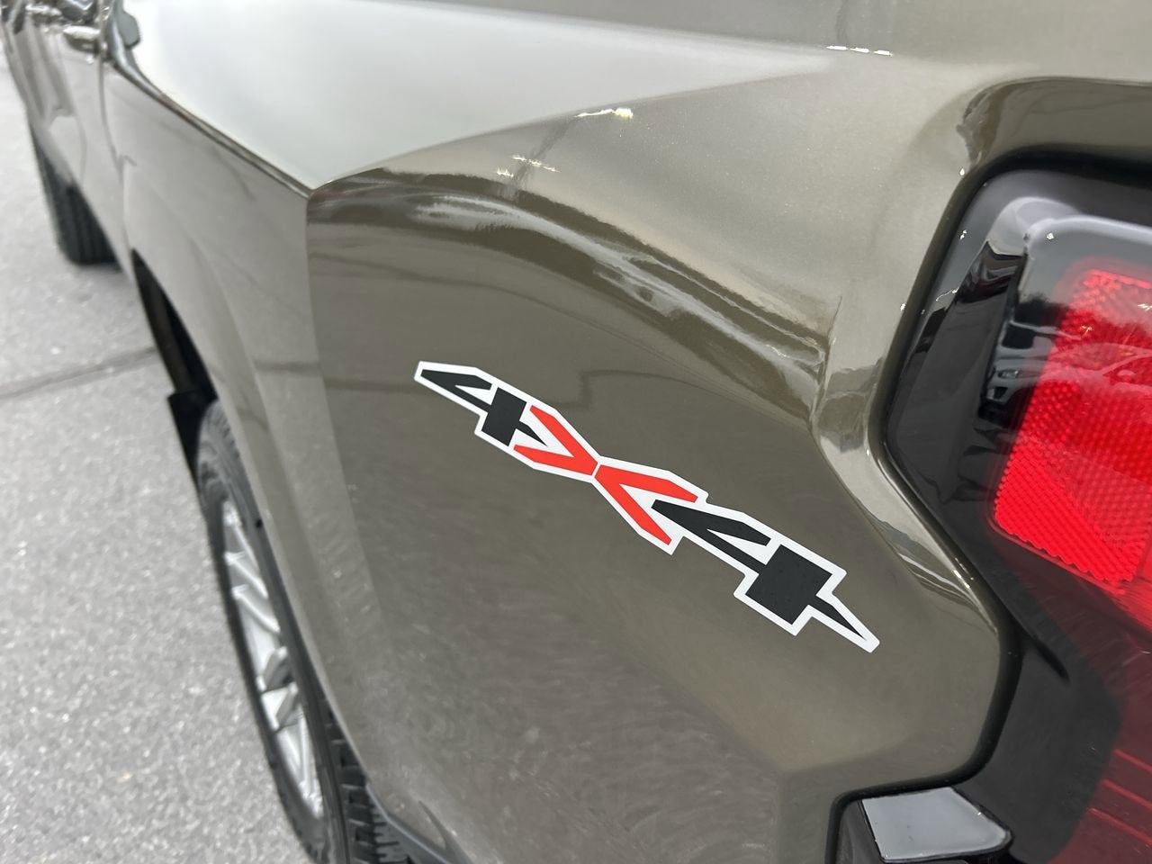 2024 Chevrolet Colorado LT