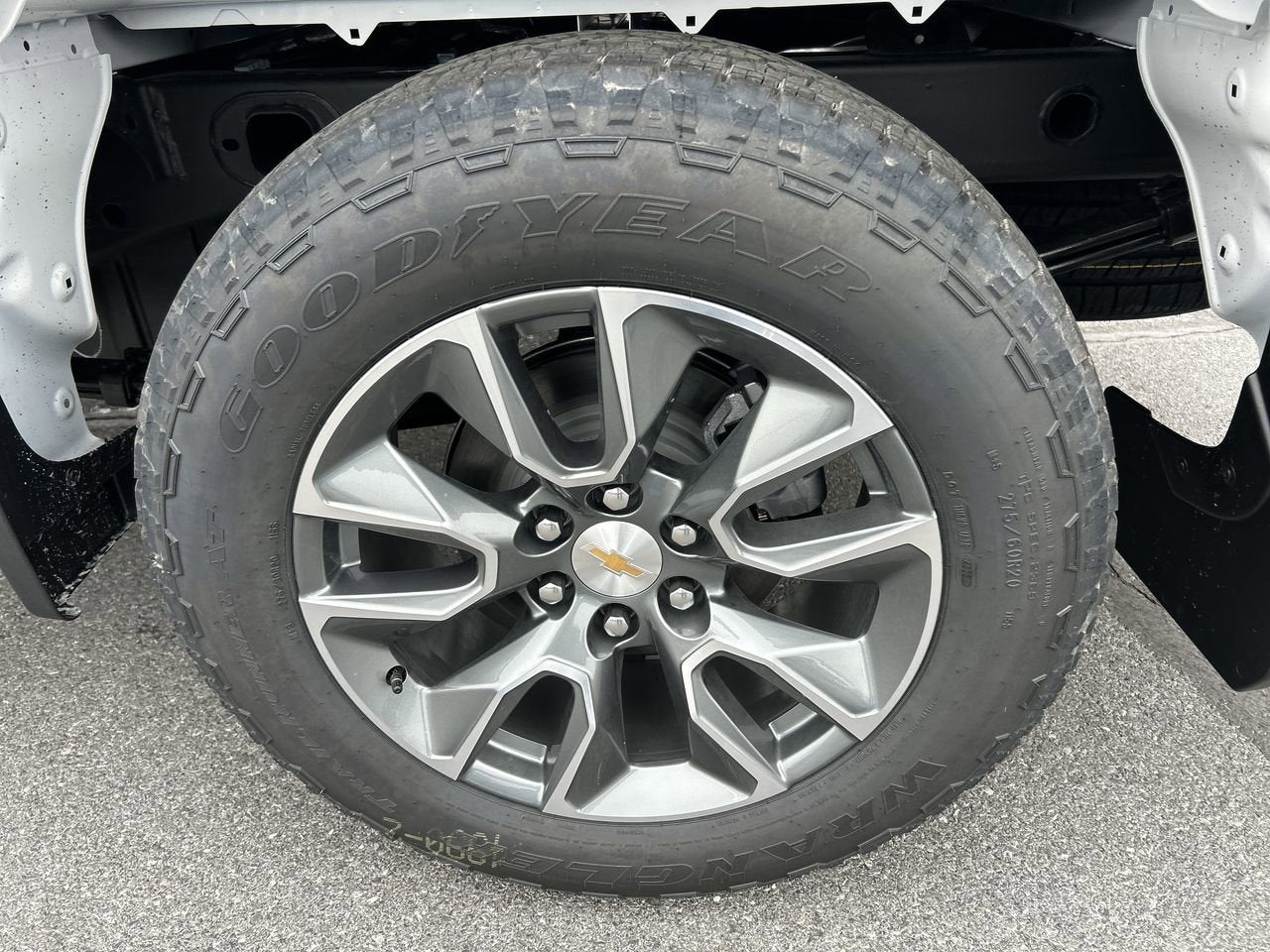 2026 Chevrolet Silverado 1500 LT (2FL)