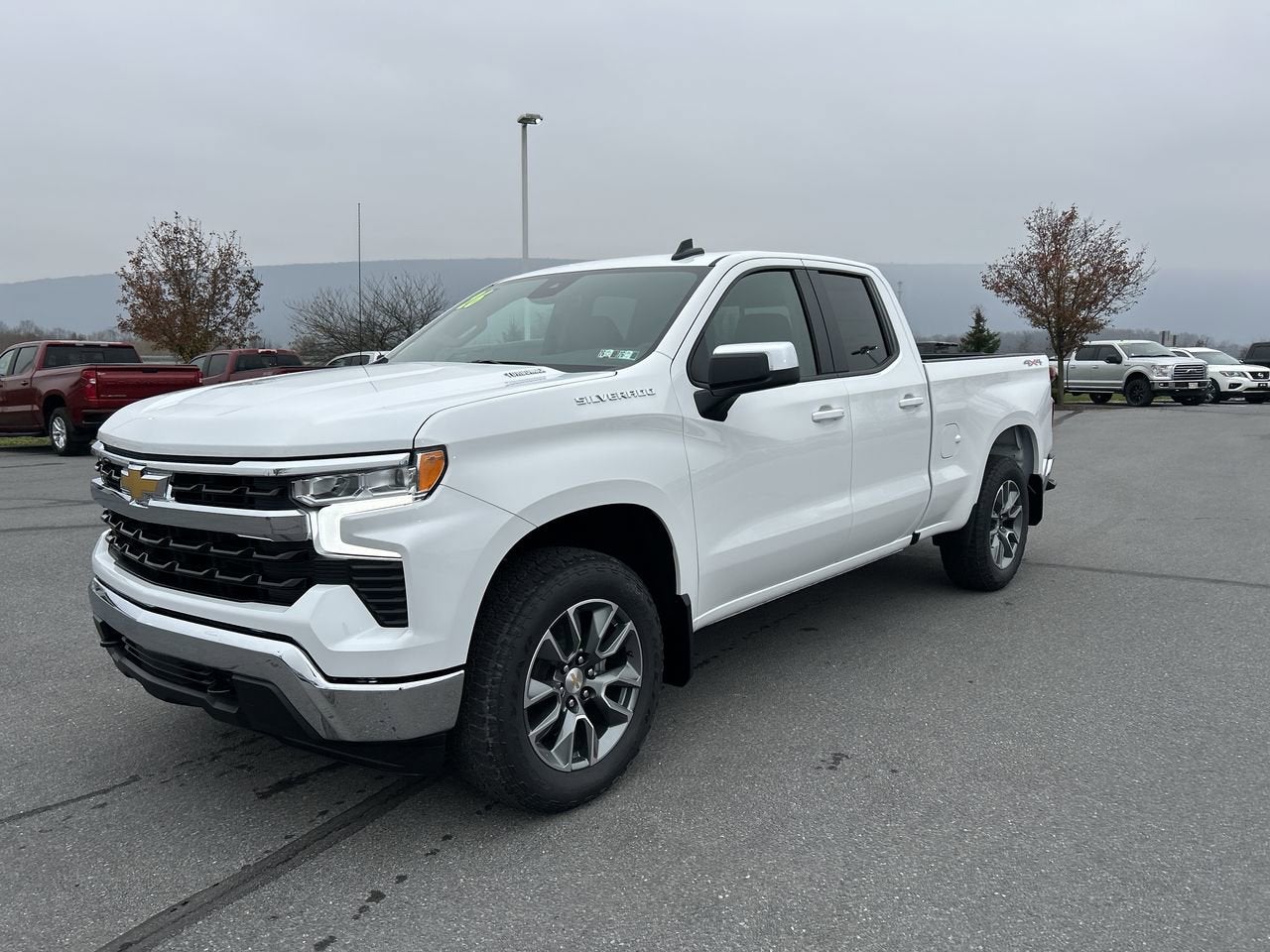 2026 Chevrolet Silverado 1500 LT (2FL)