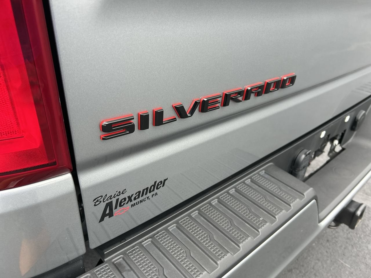 2024 Chevrolet Silverado 1500 RST