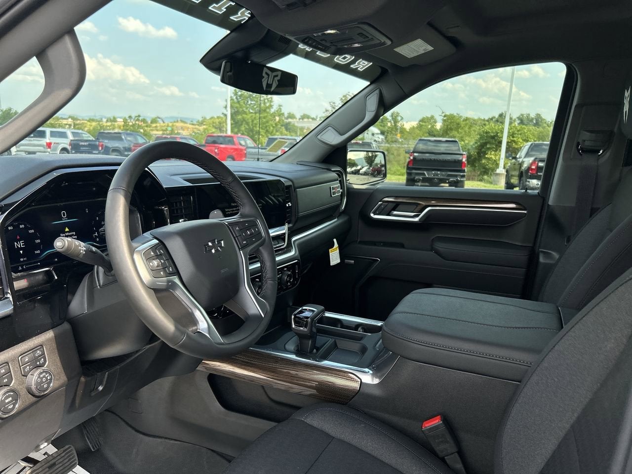 2025 Chevrolet Silverado 1500 RST