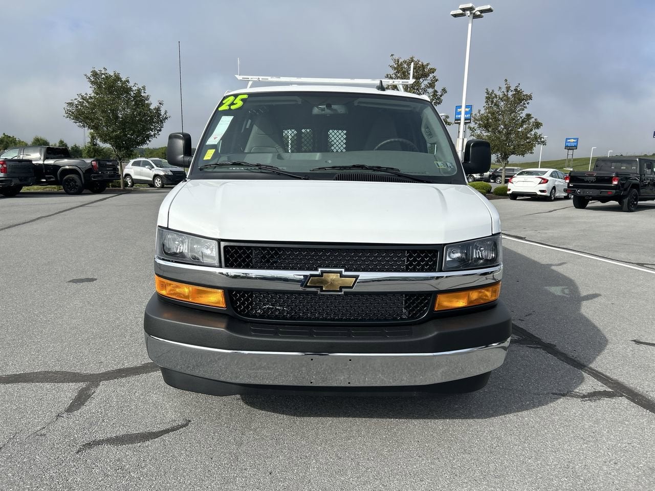 2025 Chevrolet Express Cargo 2500 WT